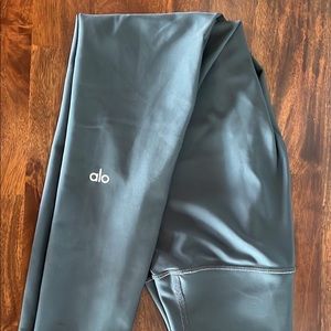 Alo Airlift Leggings